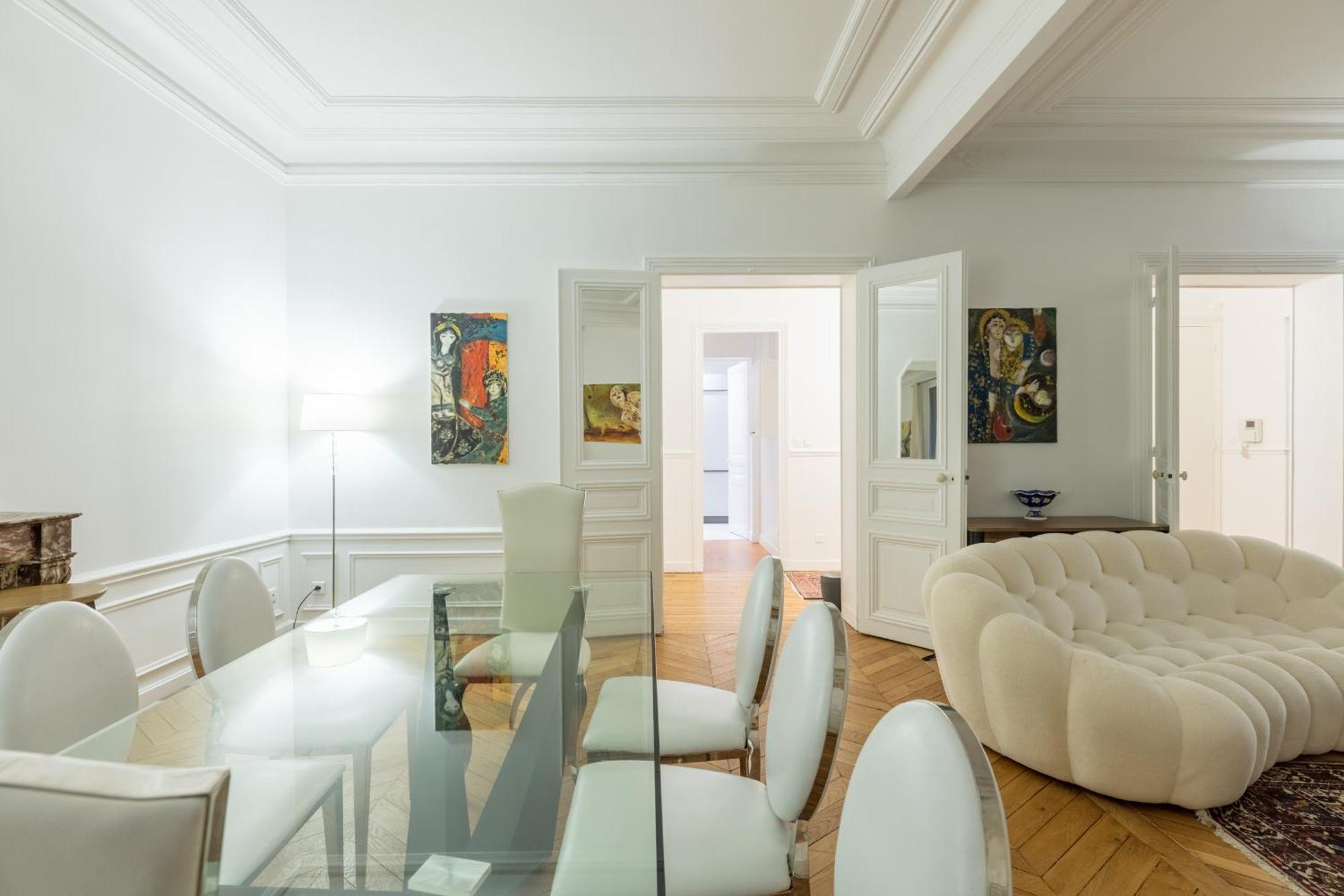 Cosy - 16th Apartment